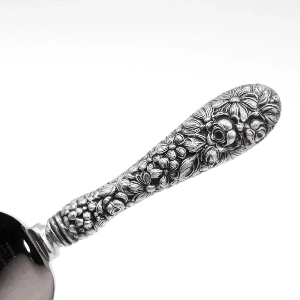 Vintage Stieff Rose Repousse Sterling Silver Handle Pie Cake Server w Box